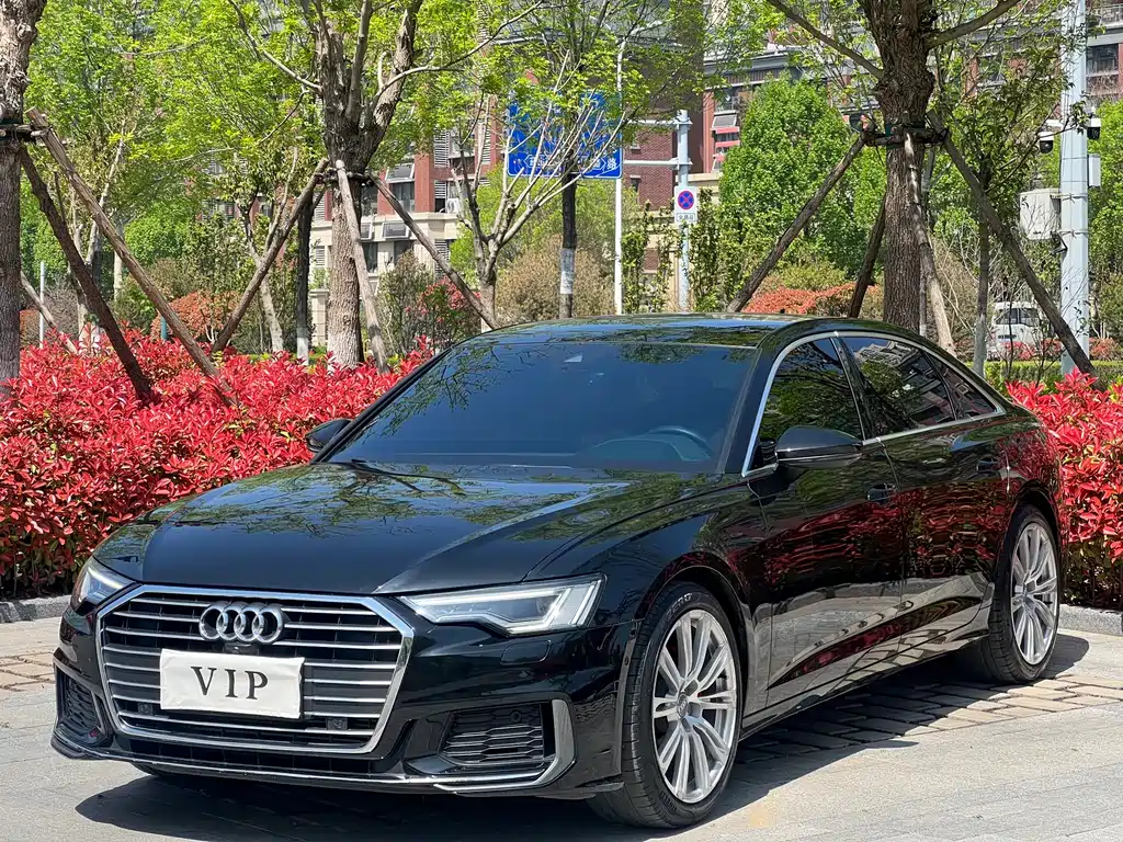 Audi A6L 2022