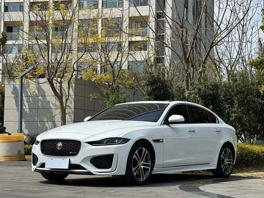 Jaguar XEL 2021