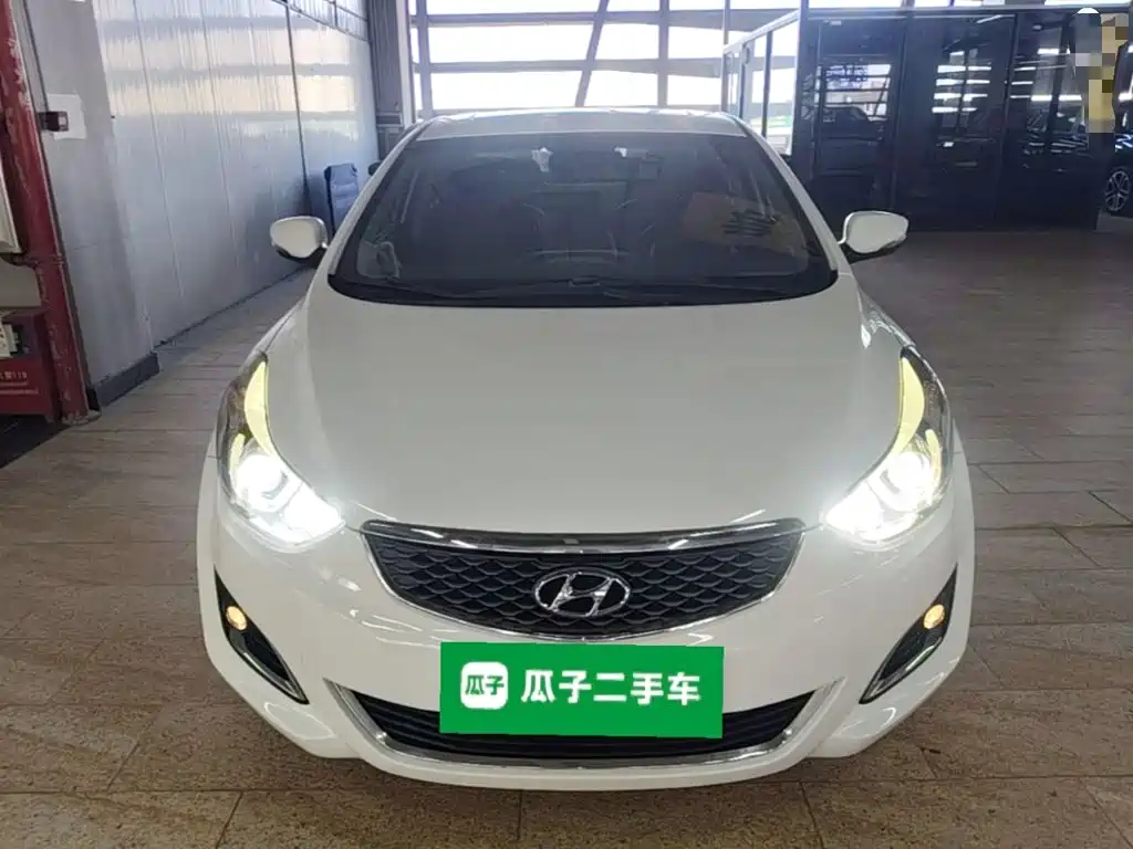 Hyundai Elantra Langdong — миниатюра 3