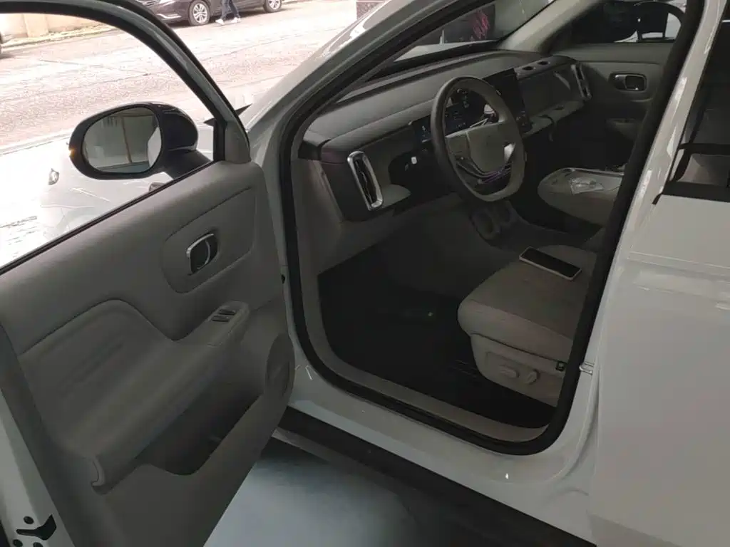 Leapmotor Leapmotor B10 — миниатюра 16