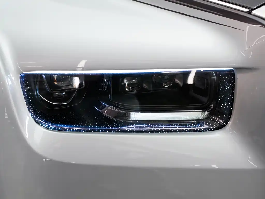 Rolls-Royce Phantom — миниатюра 10