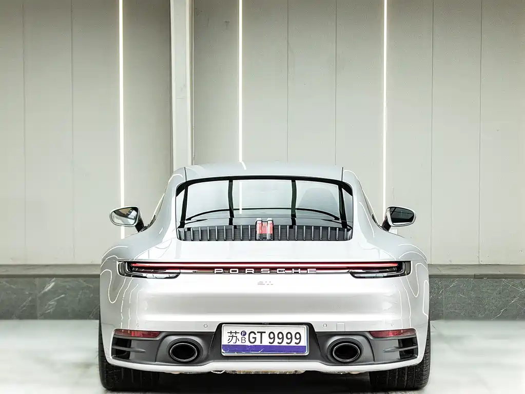 Porsche 911 2023 Carrera 3.0T