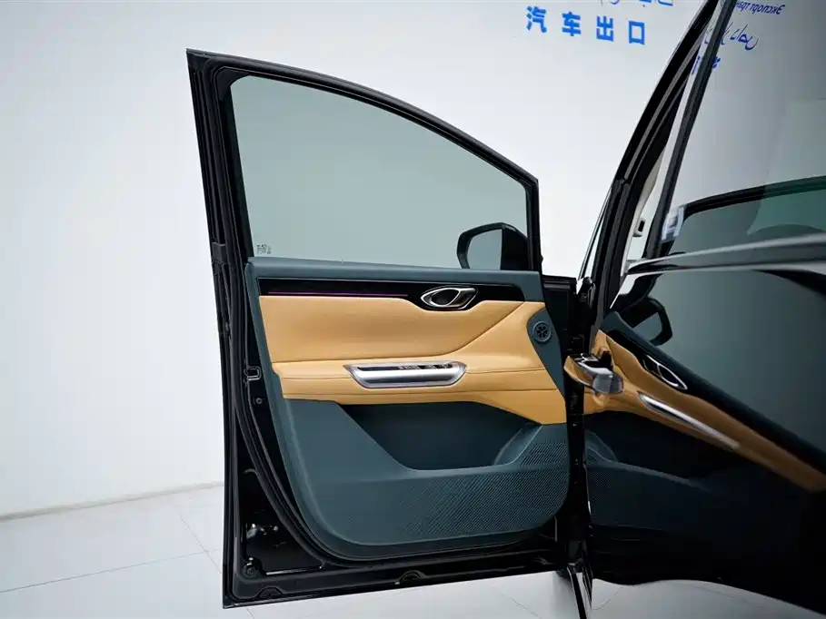 GAC TRUMPCHI E8 NEW ENERGY