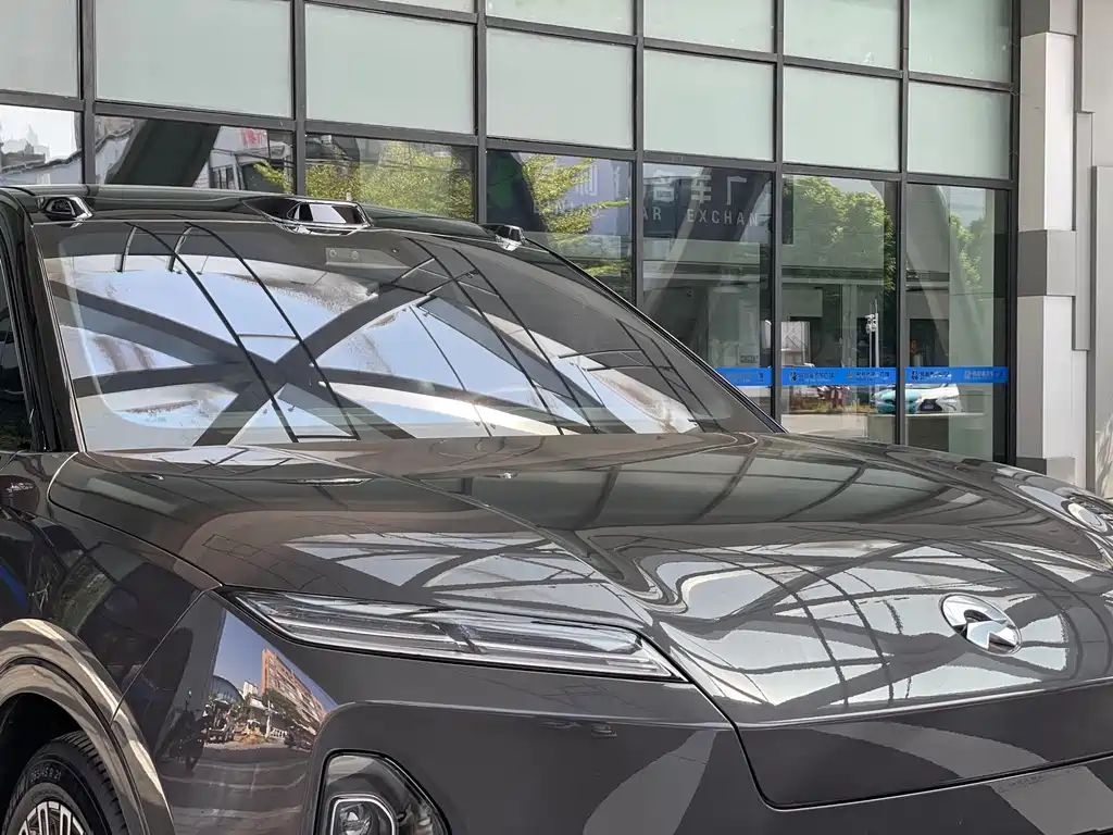 NIO ES8 — миниатюра 8