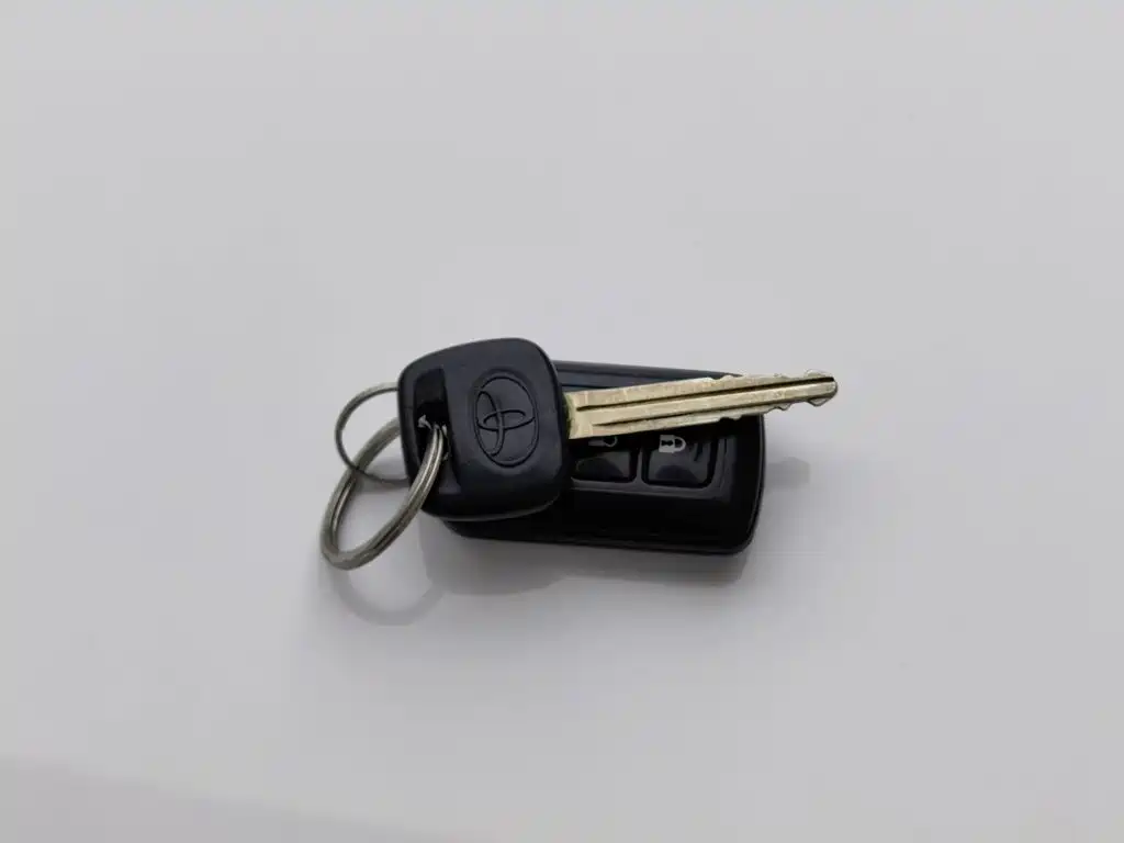 Toyota Yaris L — миниатюра 19