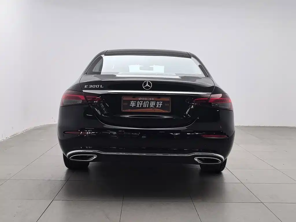 Mercedes-Benz E-Class — миниатюра 4