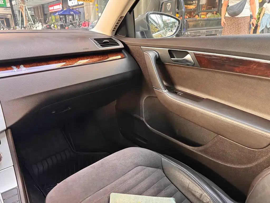 Volkswagen Magotan (Import) — миниатюра 14