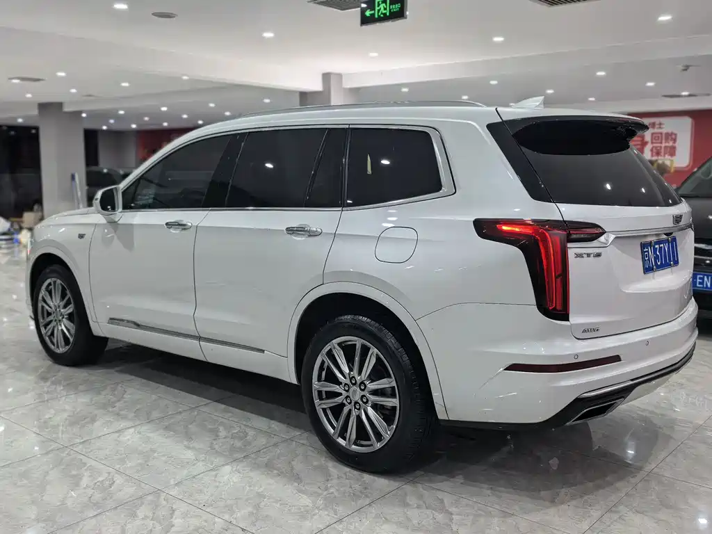 Cadillac XT6 — миниатюра 6