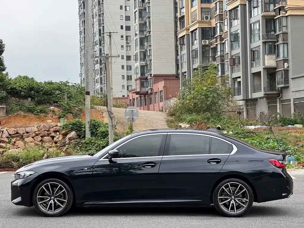 BMW 3 Series — миниатюра 8