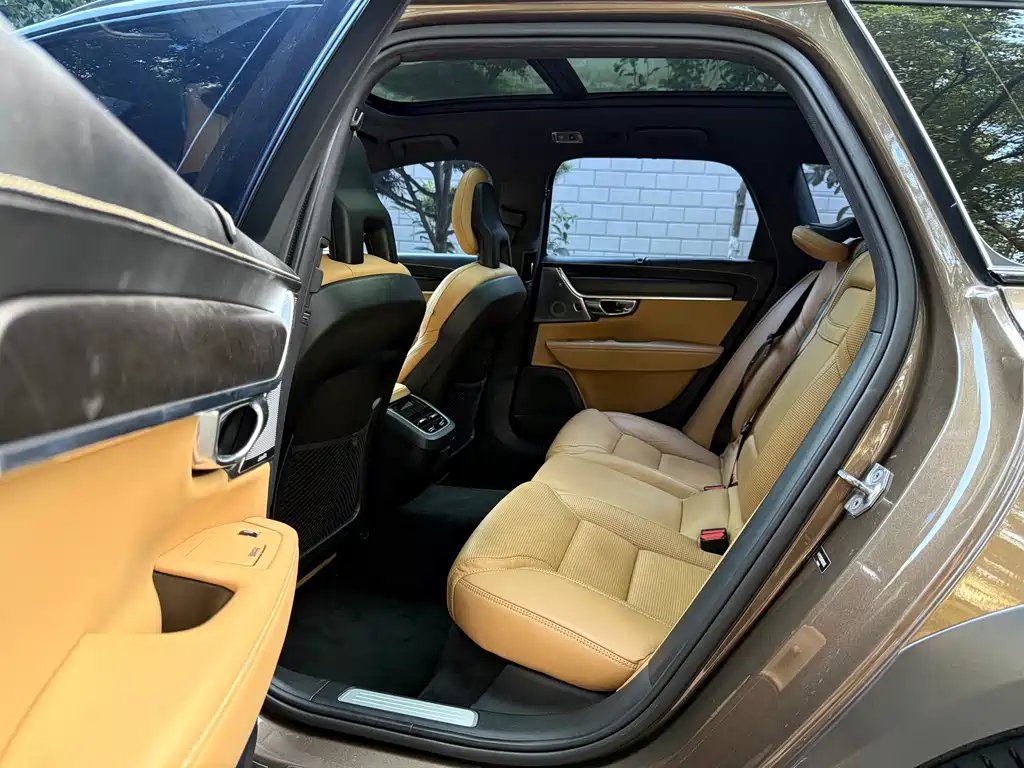 Volvo V90 — миниатюра 31
