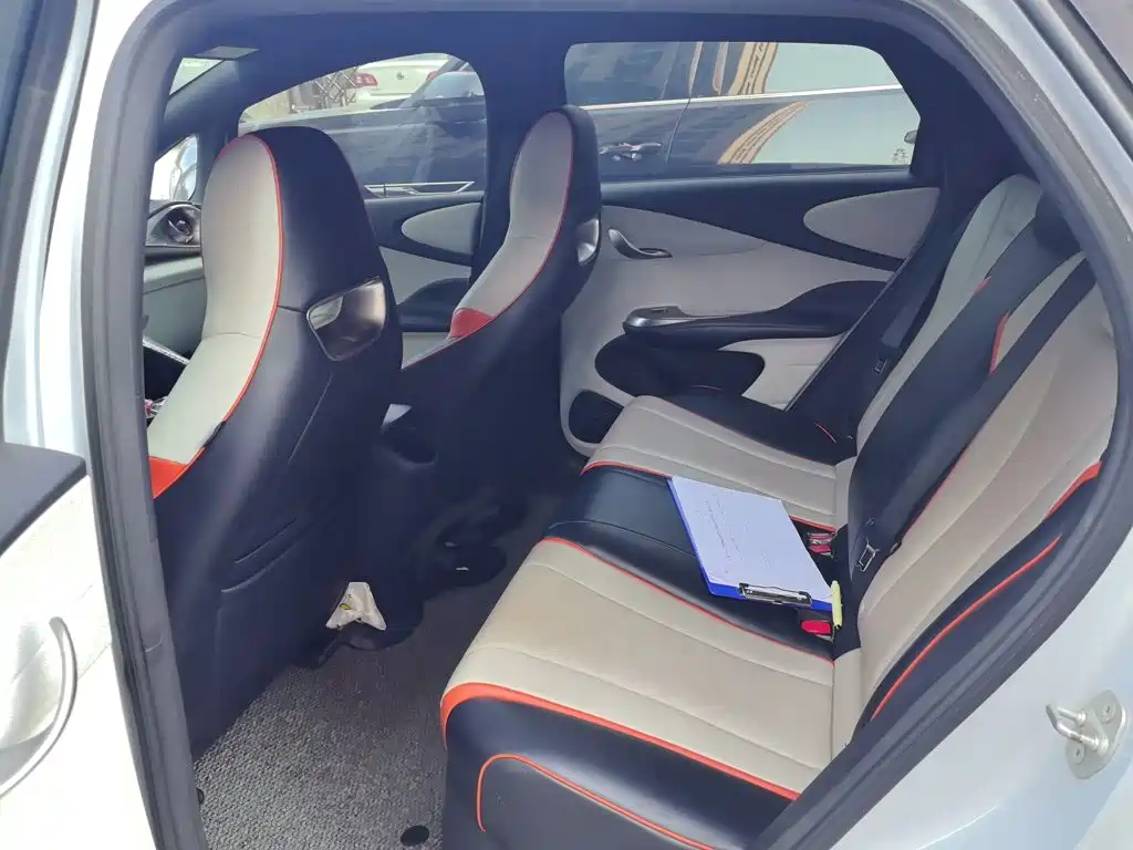 BYD Dolphin — миниатюра 13
