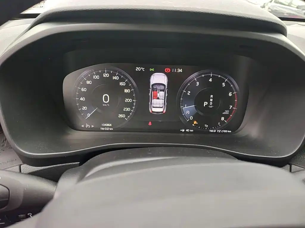 Volvo XC40 — миниатюра 12