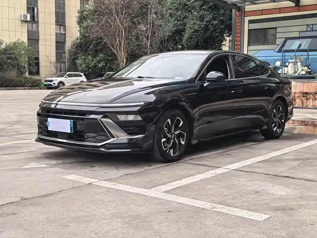 HYUNDAI SONATA 2024