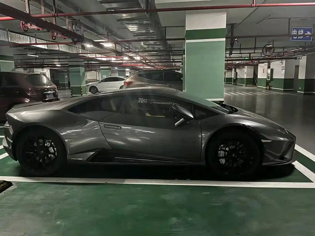 Lamborghini Huracán — миниатюра 2
