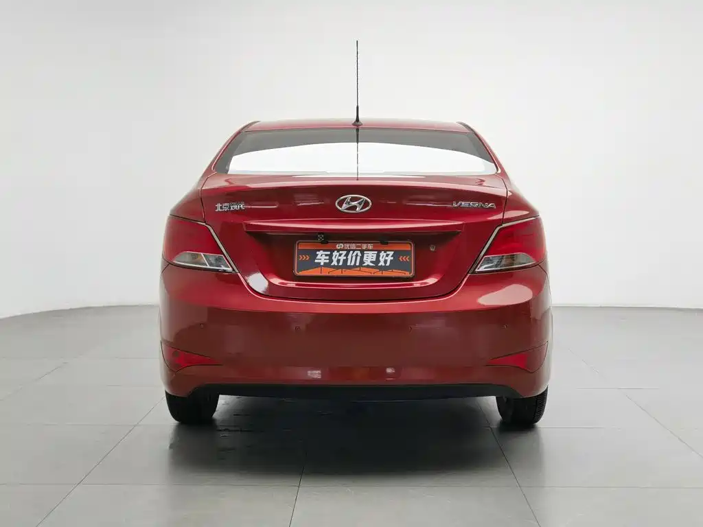 Hyundai Verna — миниатюра 4