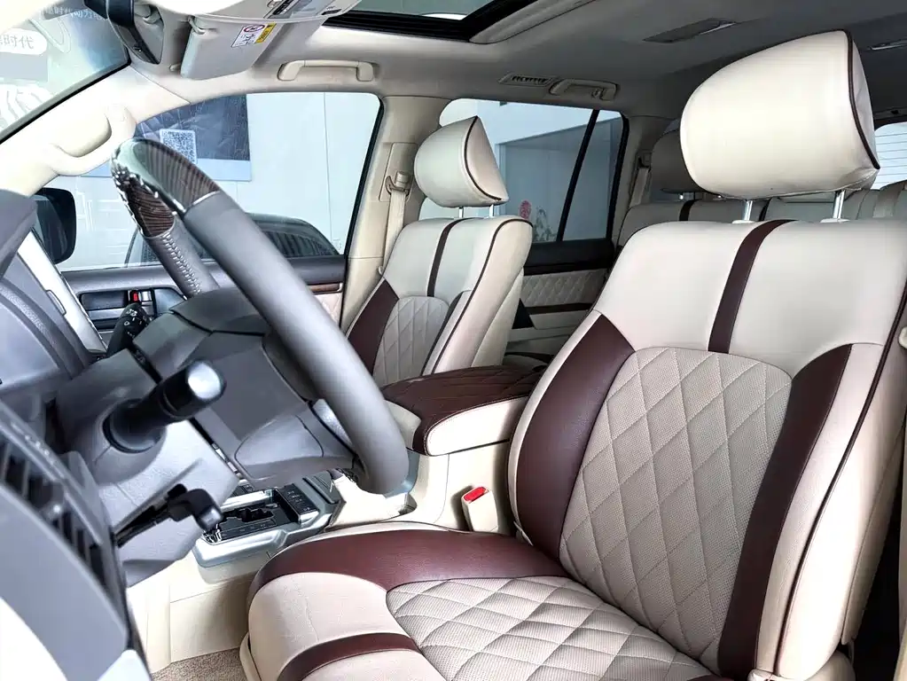 Toyota Land Cruiser 2019 4.0L AT