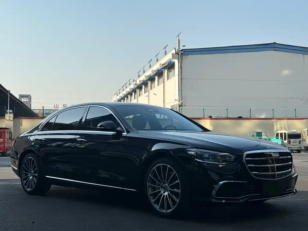 MERCEDES-BENZ S CLASS