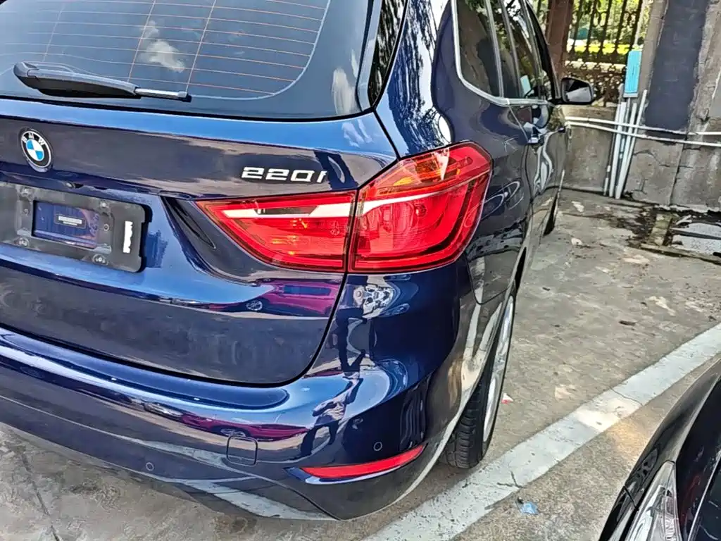 BMW 2 Series Gran Tourer — миниатюра 8