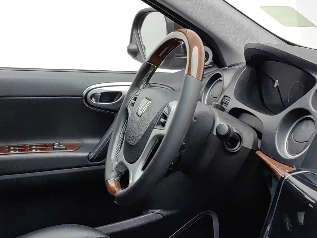 Luxgen Big 7 SUV — миниатюра 22