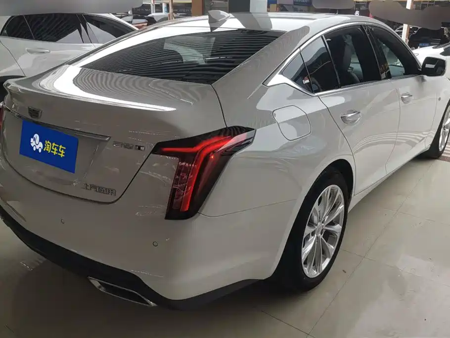 CADILLAC CT5