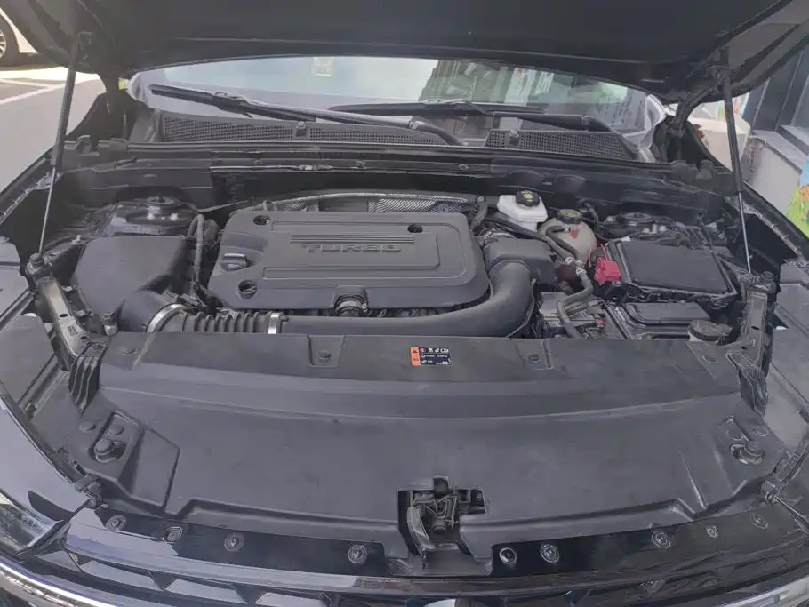 Buick Envision Plus — миниатюра 10