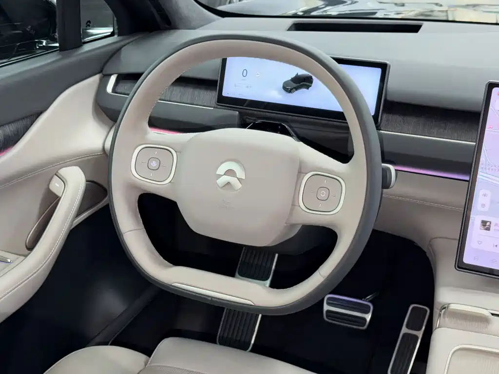 NIO ES8 — миниатюра 16