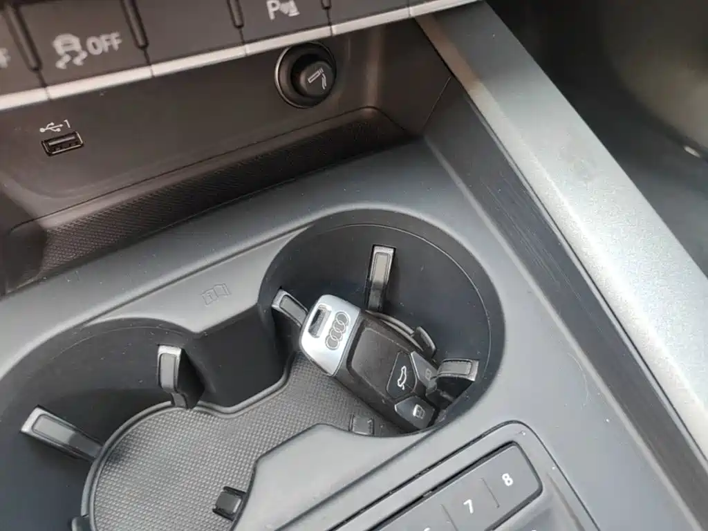 Audi A4L — миниатюра 9