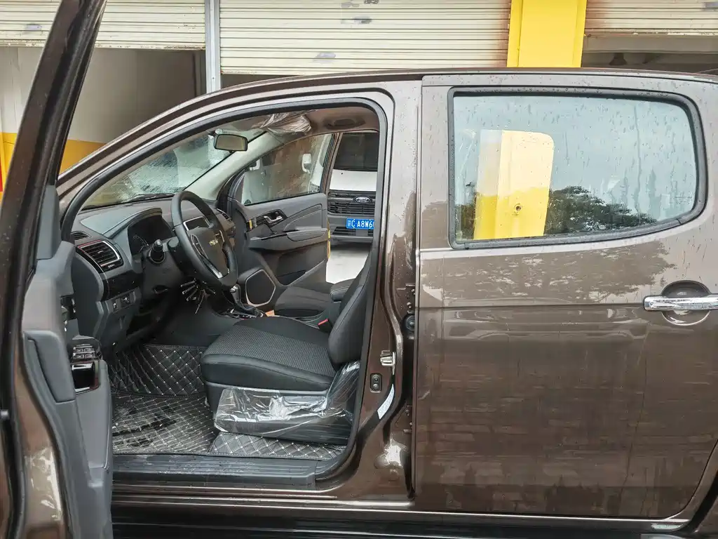Isuzu Lingtuo — миниатюра 8