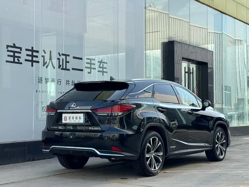Lexus RX — миниатюра 9