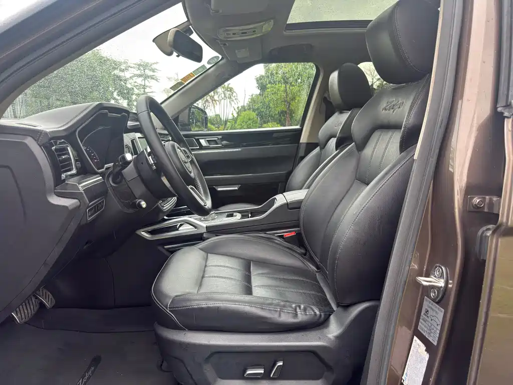 Zotye T700 2017 1.8T DCT Premium