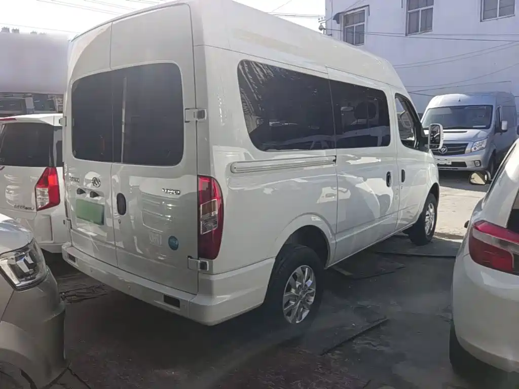 MAXUS V80 — миниатюра 7