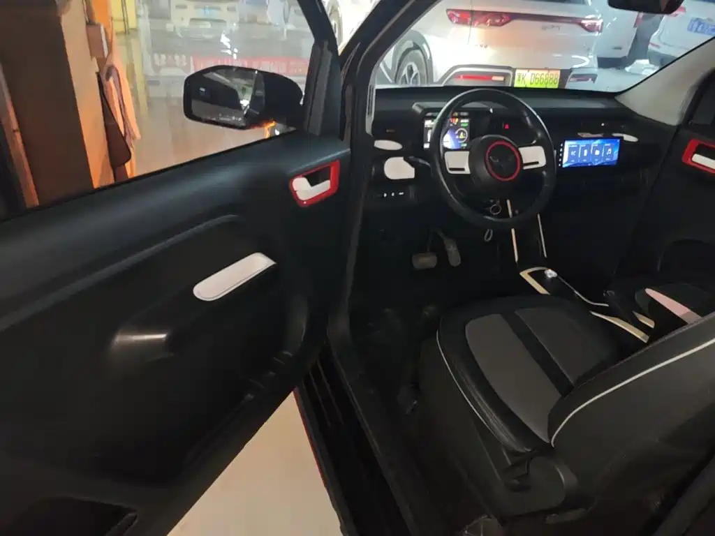Wuling MINIEV — миниатюра 16