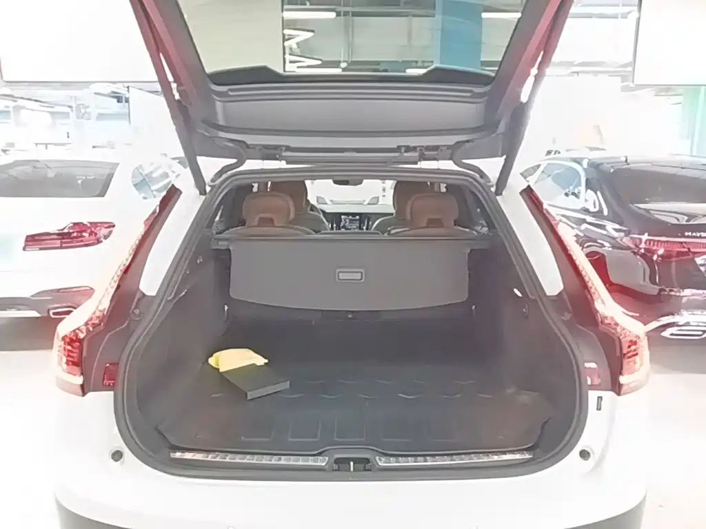 Volvo V90 — миниатюра 19