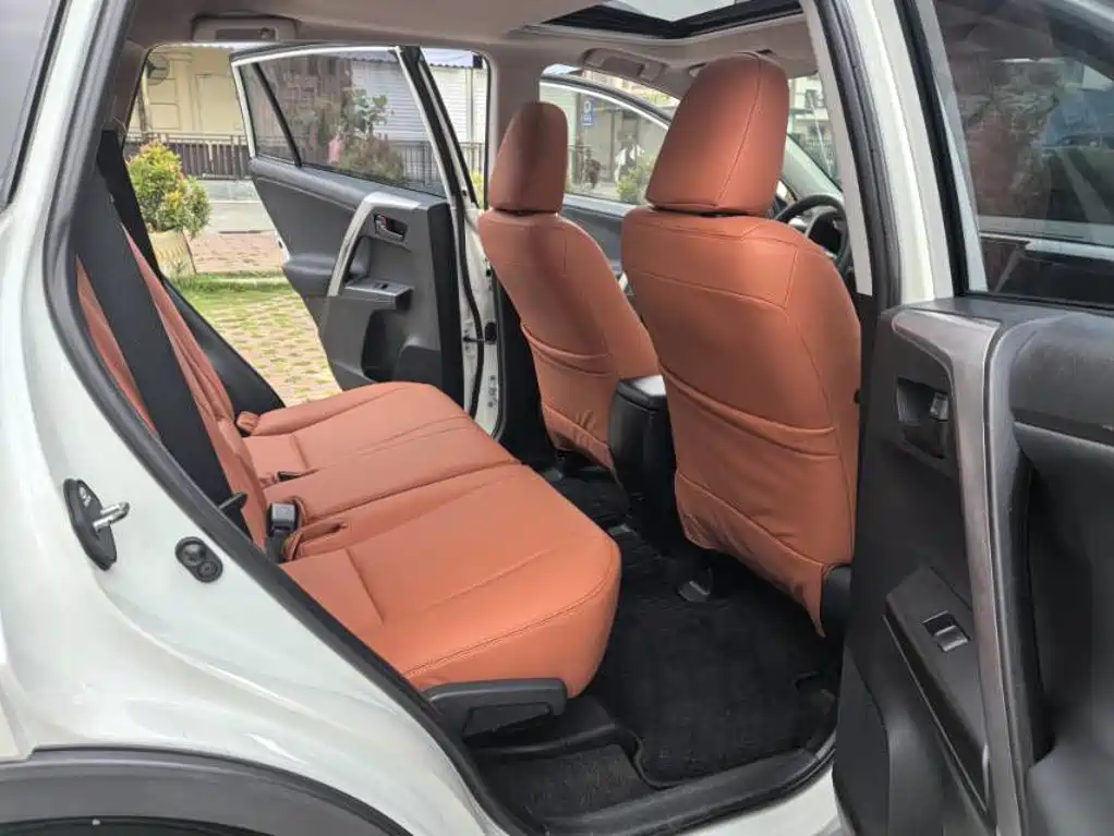 Toyota RAV4 2016 2.0L CVT V