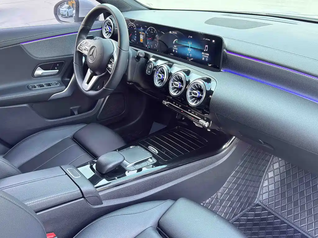 MERCEDES-BENZ A CLASS