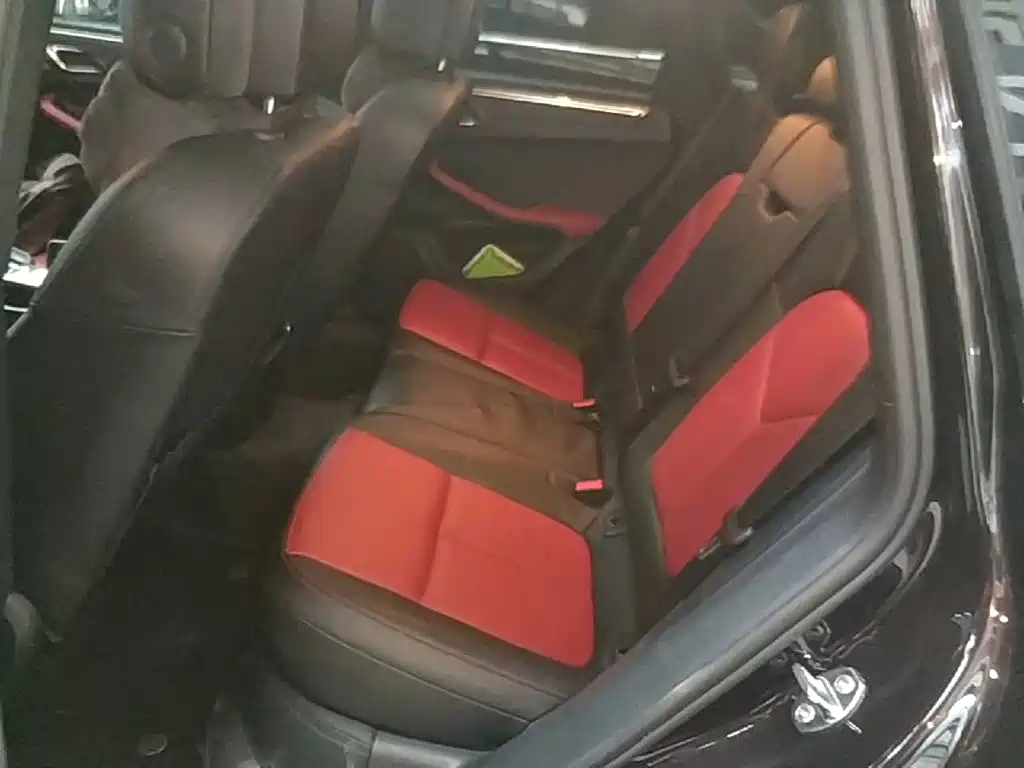 Porsche Macan — миниатюра 17