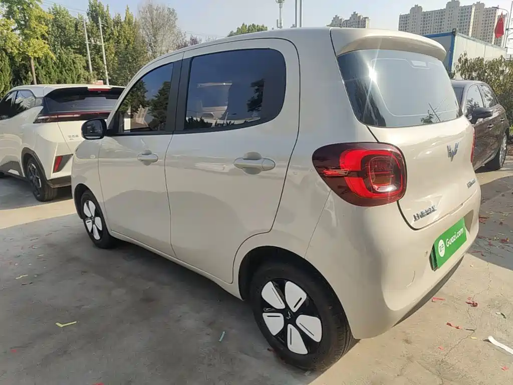 Wuling MINIEV — миниатюра 5