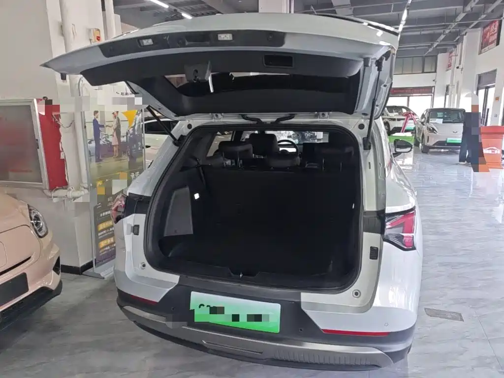 Wuling Xingguang S — миниатюра 19