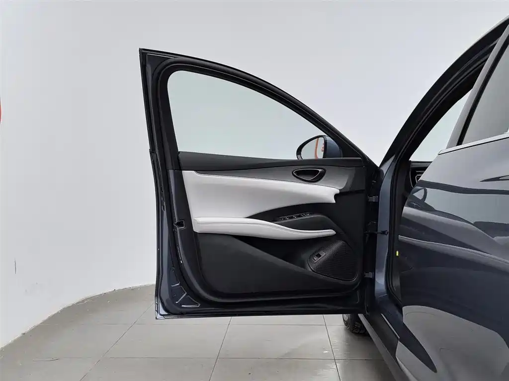 BYD SEAL 06 NEW ENERGY