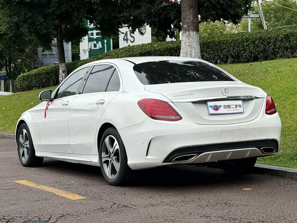 Mercedes-Benz C-Class — миниатюра 4
