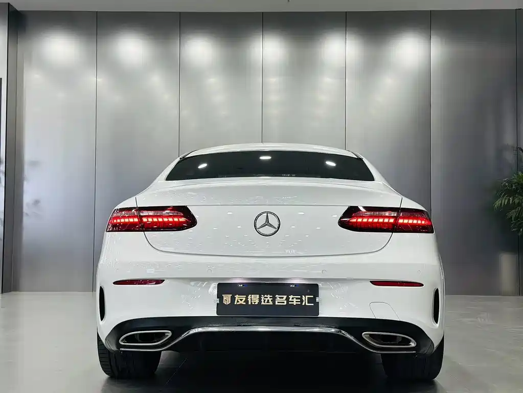 MERCEDES-BENZ E CLASS