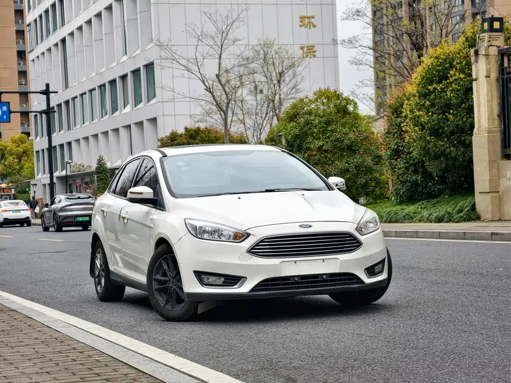 Купить Ford Focus