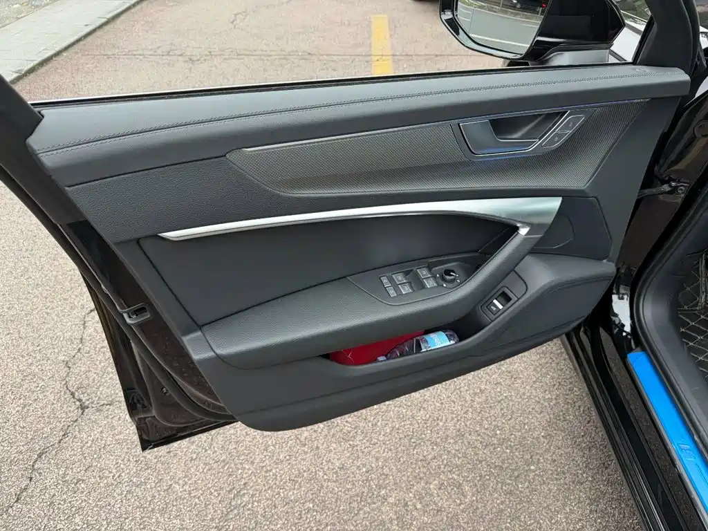 Audi A6L — миниатюра 6