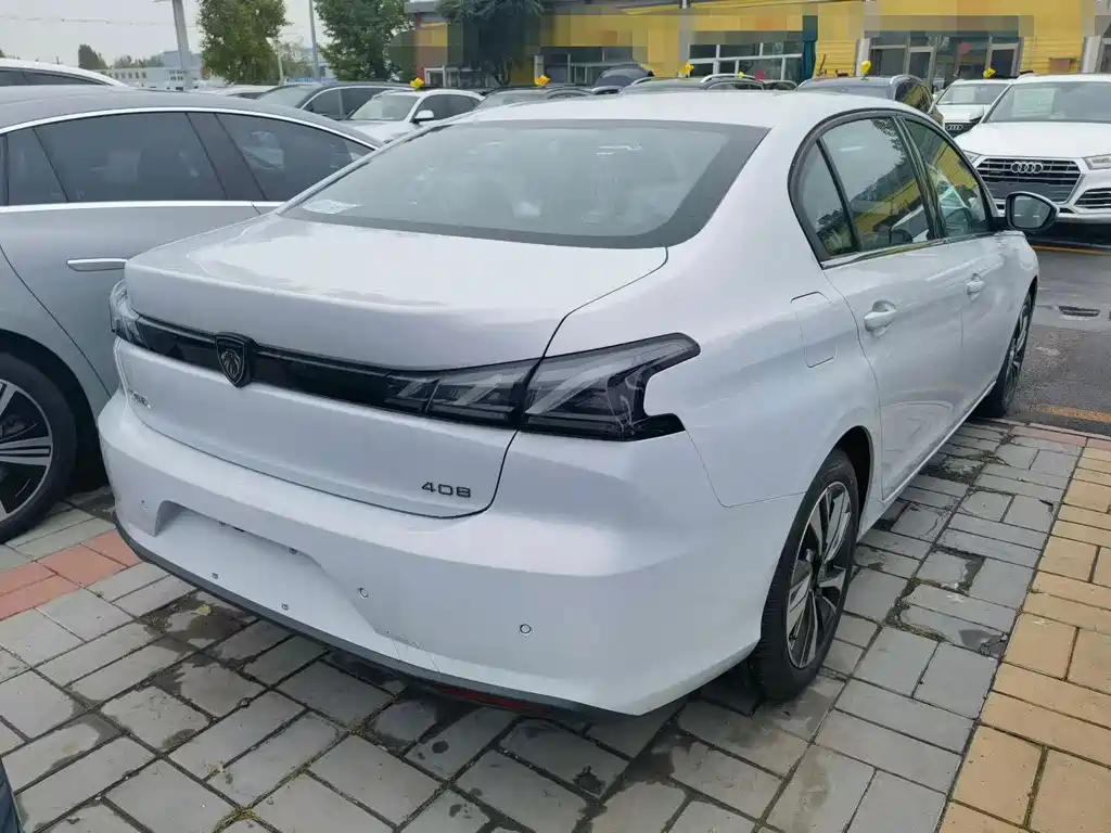 Peugeot 408 — миниатюра 9