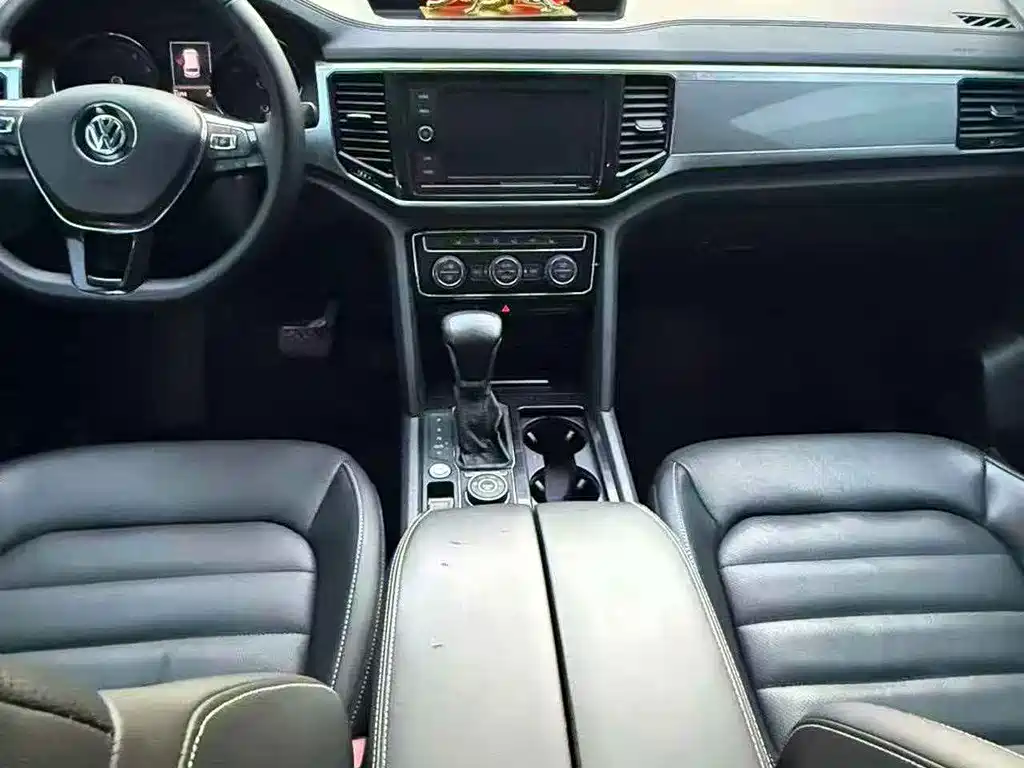 Volkswagen Teramont — миниатюра 9