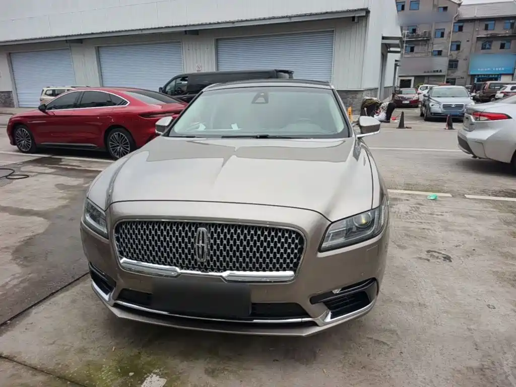 Lincoln Continental — миниатюра 3