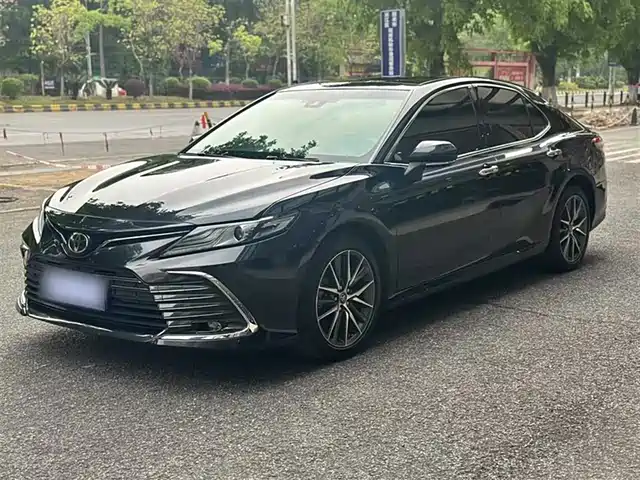 TOYOTA CAMRY 2021