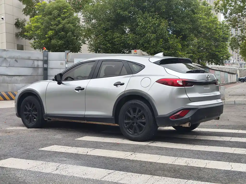 MAZDA CX 4
