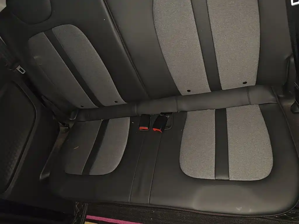 Wuling MINIEV — миниатюра 17