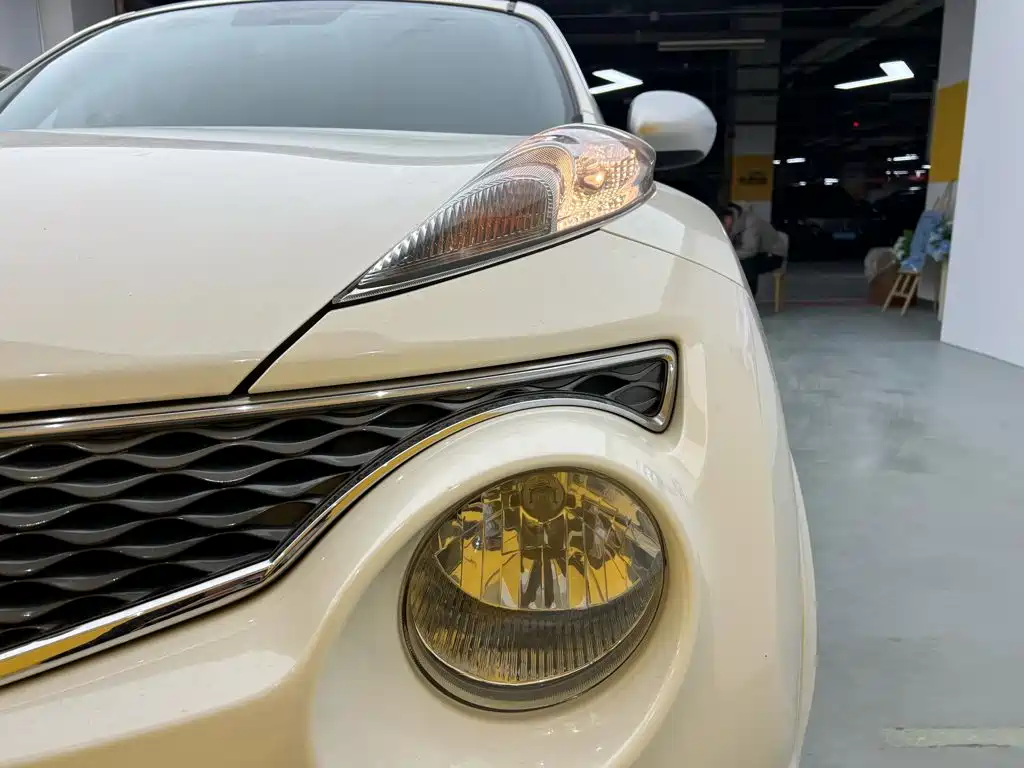 Infiniti ESQ — миниатюра 7